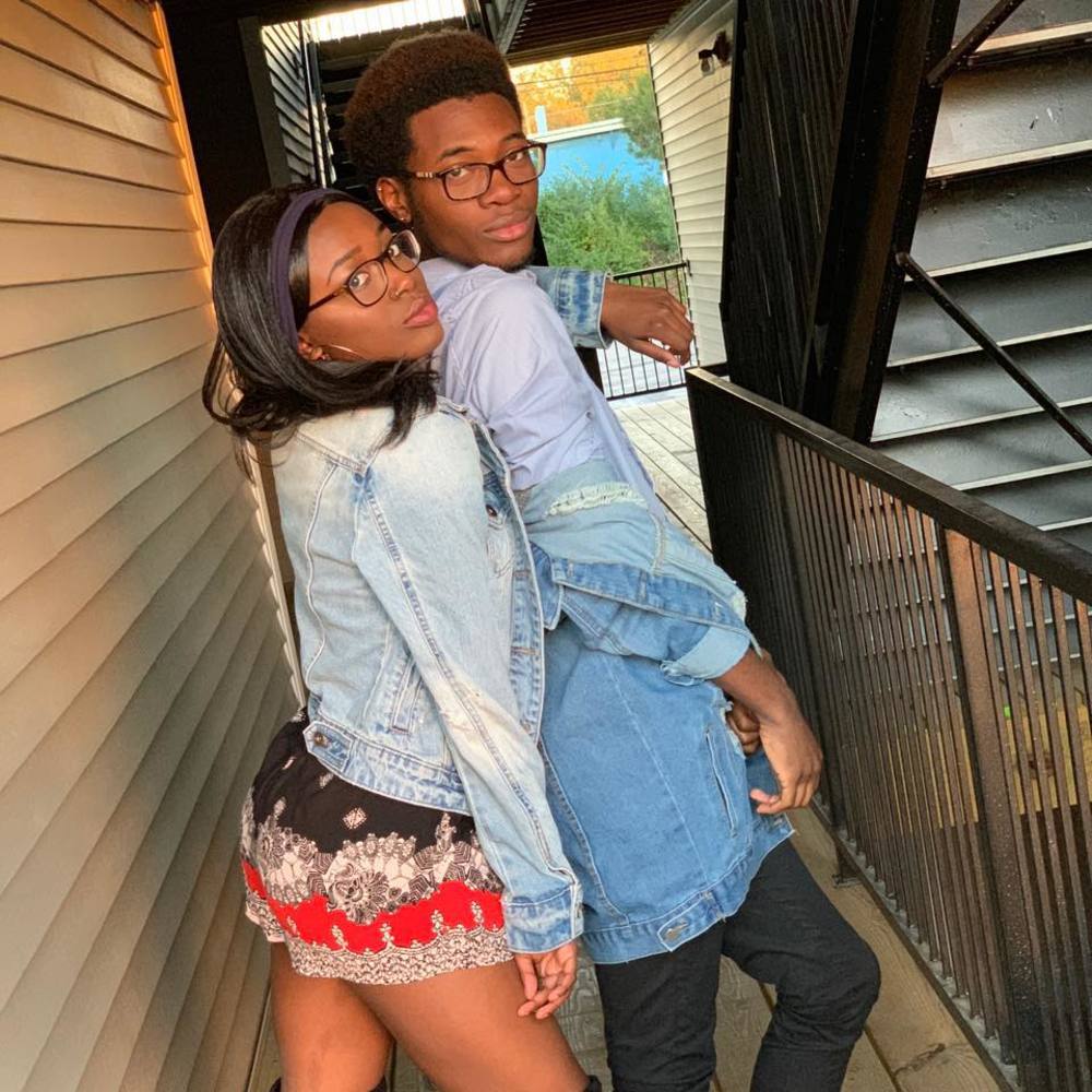 Meet your Posher, Darien